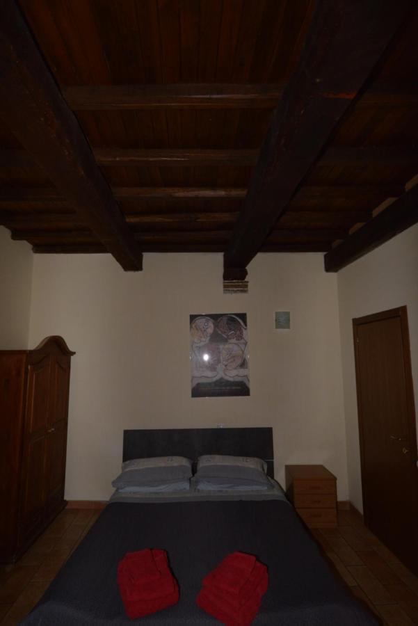 Via Della Posterna Apartman Spoleto Kültér fotó