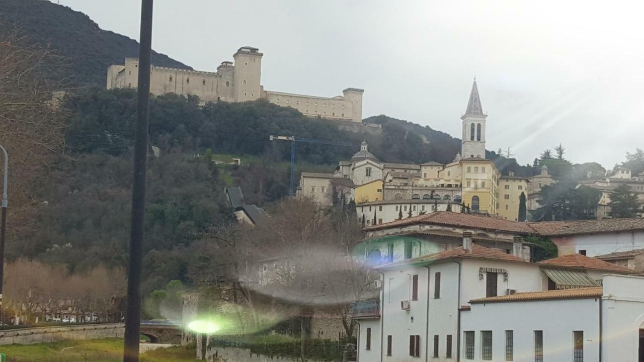 Via Della Posterna Apartman Spoleto Kültér fotó