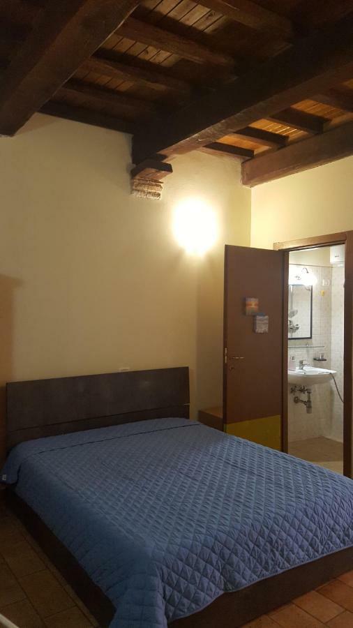 Via Della Posterna Apartman Spoleto Kültér fotó