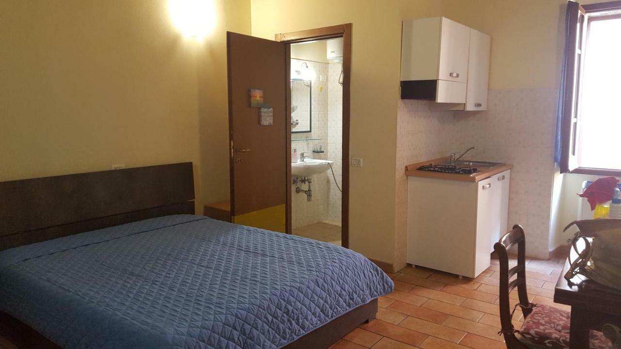 Via Della Posterna Apartman Spoleto Kültér fotó