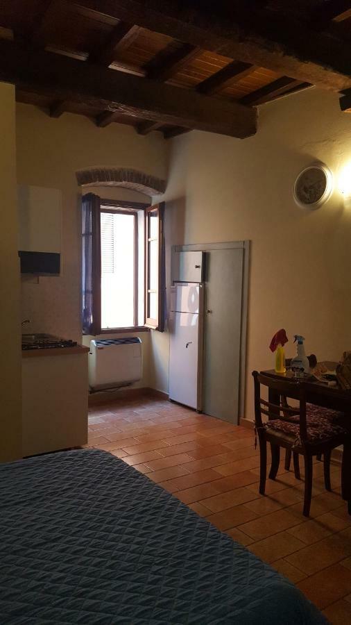 Via Della Posterna Apartman Spoleto Kültér fotó
