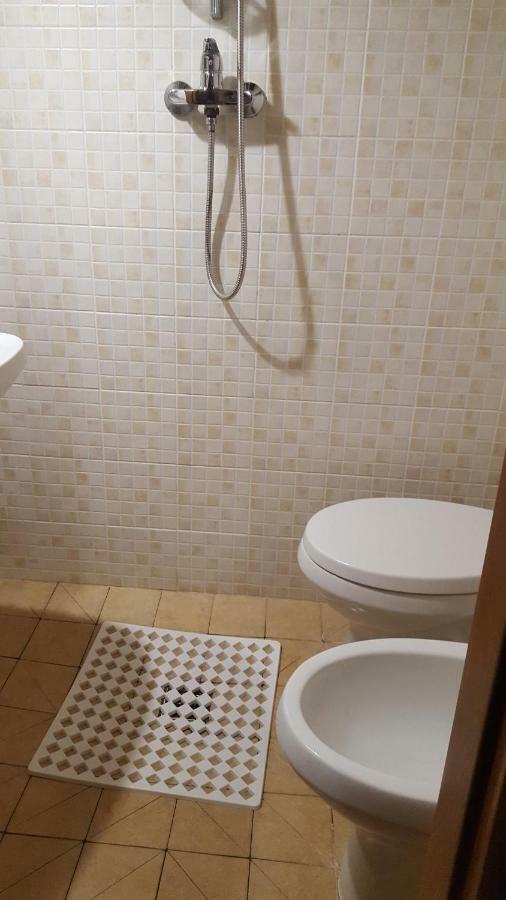 Via Della Posterna Apartman Spoleto Kültér fotó