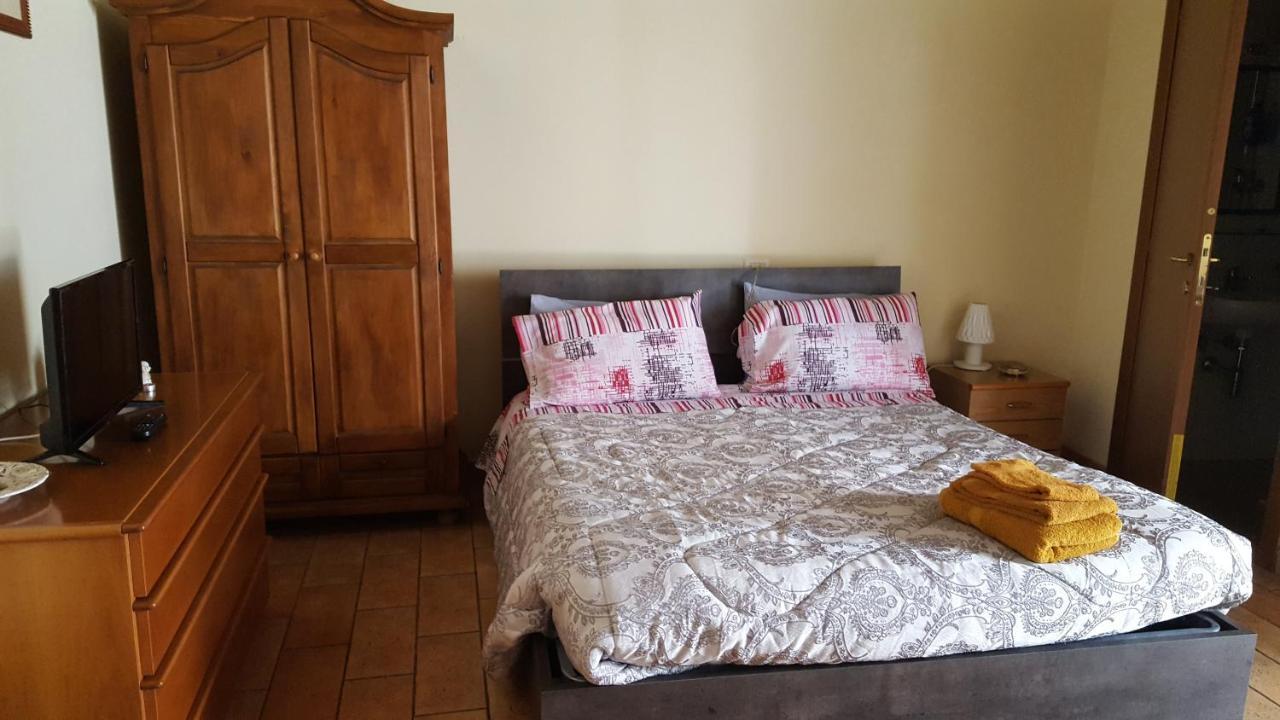 Via Della Posterna Apartman Spoleto Kültér fotó