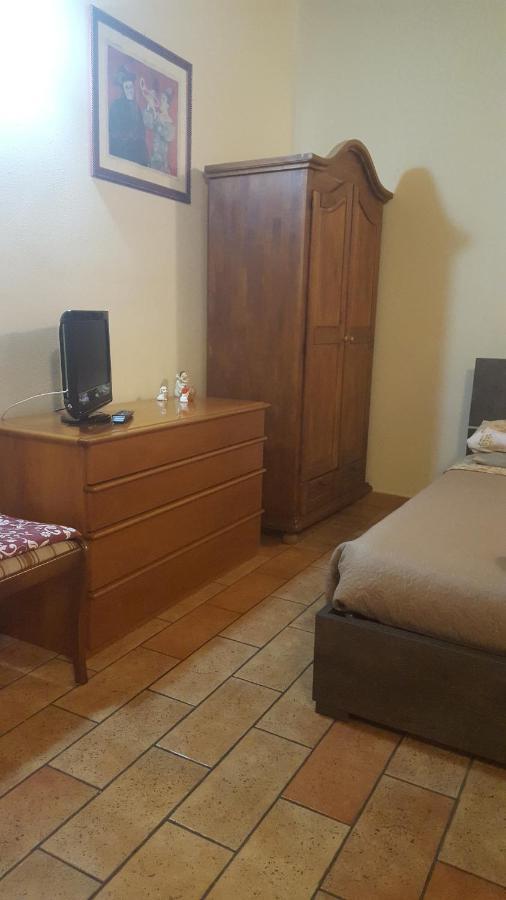 Via Della Posterna Apartman Spoleto Kültér fotó