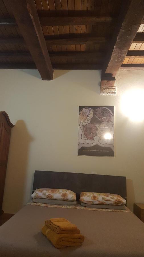 Via Della Posterna Apartman Spoleto Kültér fotó